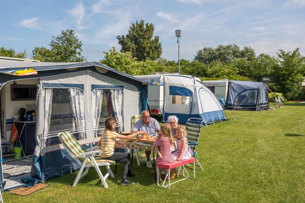 Camping Zonneweelde kampeerplaats, Farmcamps oranjepolder