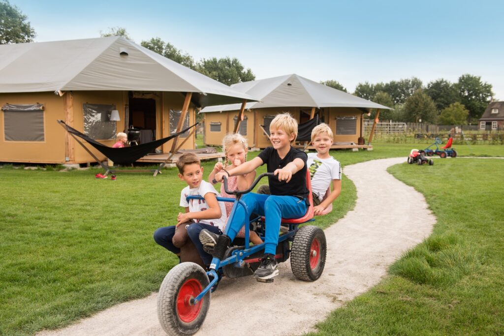 FarmCamps Vorstenbosch 3, farmcamps de smulhoeve