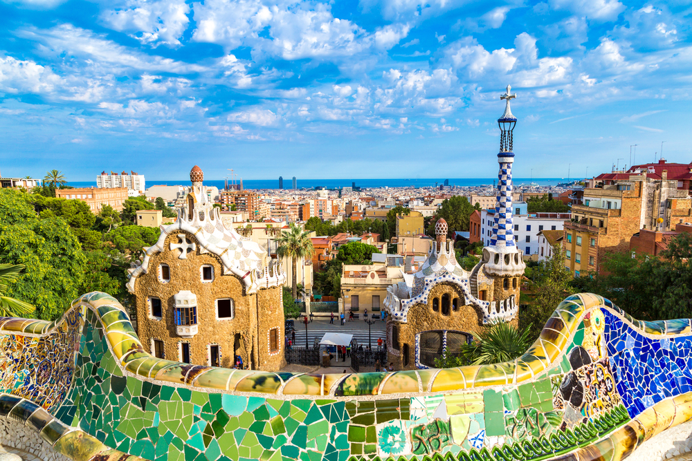 Park Guell Barcelona shutterstock 261614468, Te doen met kinderen in Spanje