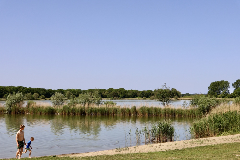 Geestmerambacht Noord Holland shutterstock 2787230673, Kindvriendelijke zwemlocaties in Nederland